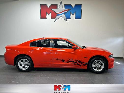 Go Mango 2021 Dodge Charger SXT