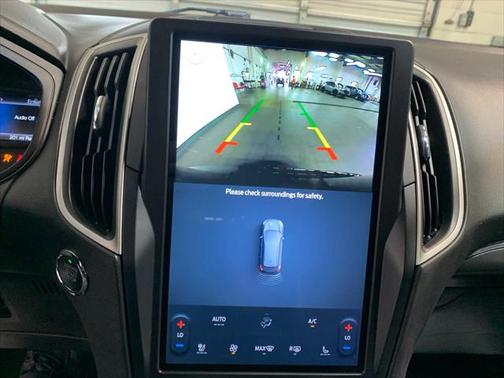 2022 Ford Edge ST Line