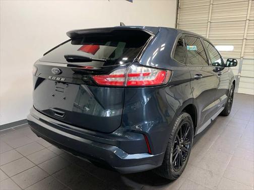2022 Ford Edge ST Line
