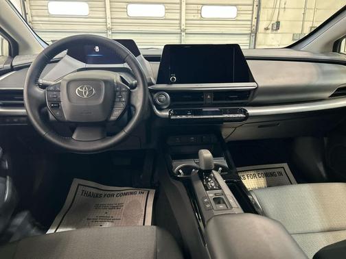 Wind Chill Pearl 2026 Toyota Prius LE