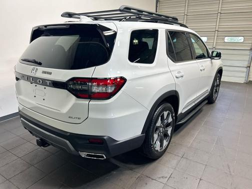 Platinum White Pearl 2026 Honda Pilot Elite