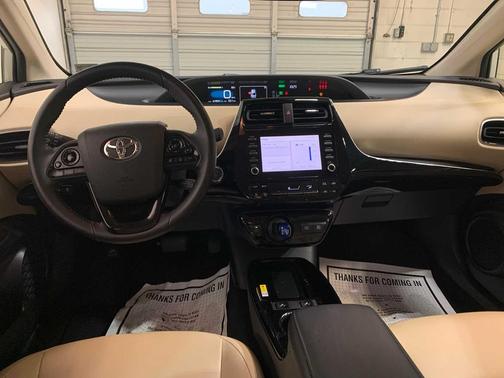 2020 Toyota Prius XLE