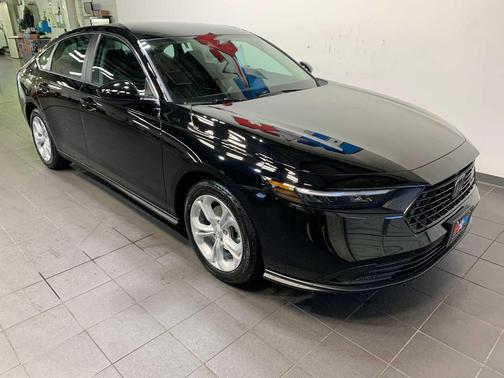 2025 Honda Accord LX 1.5T
