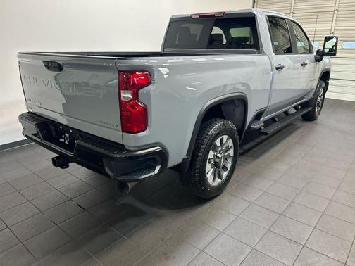 Slate Gray Metallic 2025 Chevrolet Silverado 2500 Custom