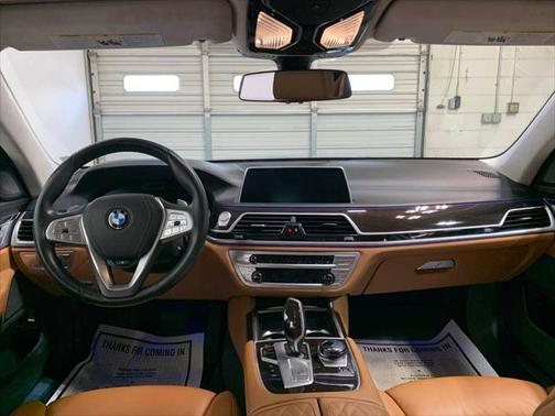 2020 BMW 750 i xDrive