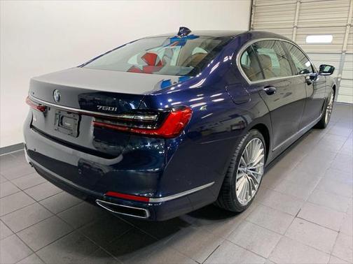 2020 BMW 750 i xDrive