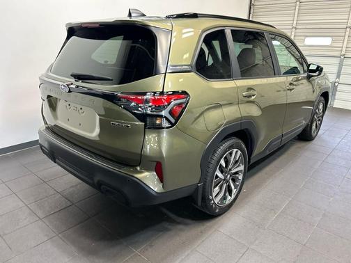 AUTUMN GREEN 2026 Subaru Forester Touring