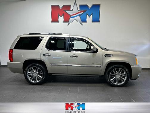 2013 Cadillac Escalade Platinum Edition