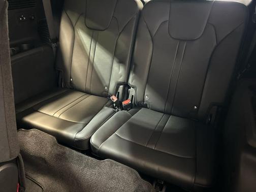 Ivory Silver 2026 Kia Sorento EX