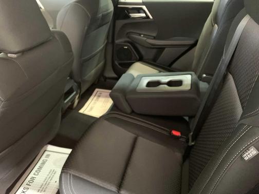 2026 Mitsubishi Outlander ES 2.5 S-AWC