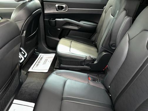 Ebony Black 2026 Kia Sorento EX