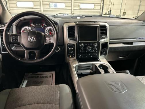 Granite Crystal Metallic Clearcoat 2016 RAM 1500 Big Horn