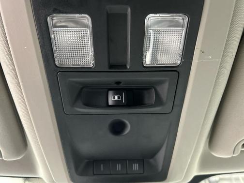 Granite Crystal Metallic Clearcoat 2016 RAM 1500 Big Horn