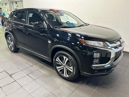 Labrador Black Pearl 2026 Mitsubishi Outlander Sport 2.0 ES