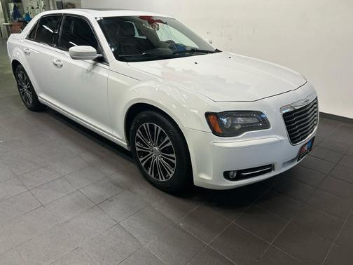 Bright White Clearcoat 2013 Chrysler 300 S