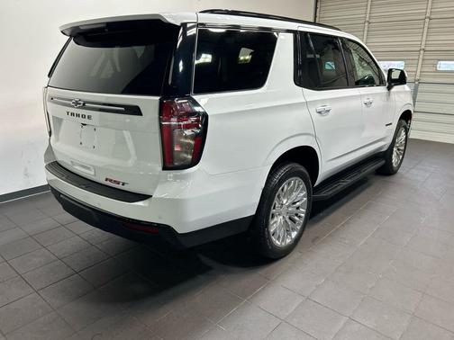 2023 Chevrolet Tahoe 4WD RST