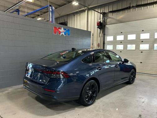 2025 Honda Accord Sport SE 1.5T
