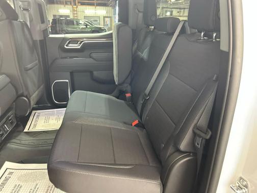 Summit White 2026 Chevrolet Silverado 1500 RST