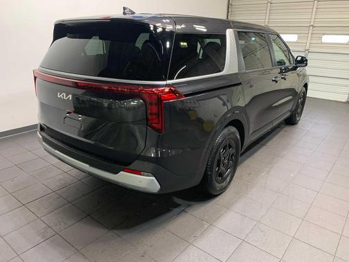 Panthera Metal 2026 Kia Carnival LXS