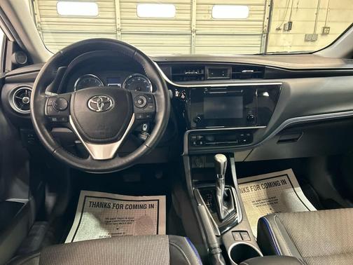 Super White 2019 Toyota Corolla SE