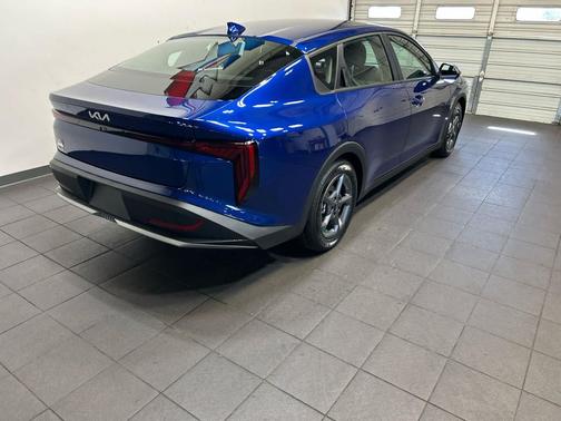Deep Sea Blue 2026 Kia K4 LXS