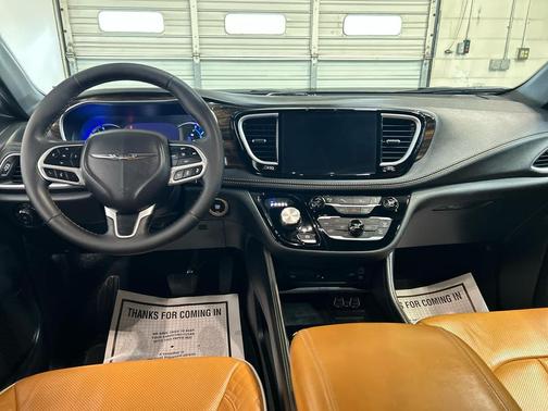 Fathom Blue Pearlcoat 2023 Chrysler Pacifica L