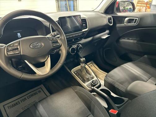 2025 Hyundai VENUE SEL