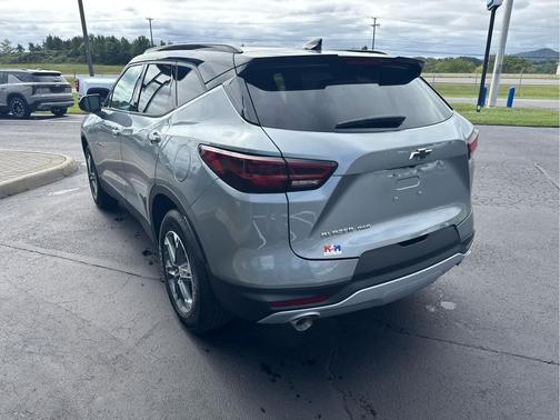 Sterling Gray Metallic 2026 Chevrolet Blazer 2LT