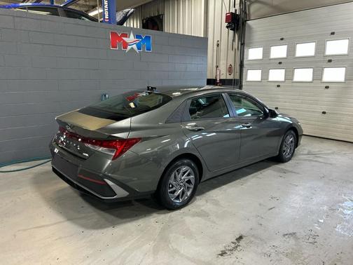 2026 Hyundai ELANTRA HEV Blue