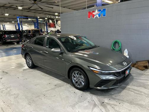 2026 Hyundai ELANTRA HEV Blue