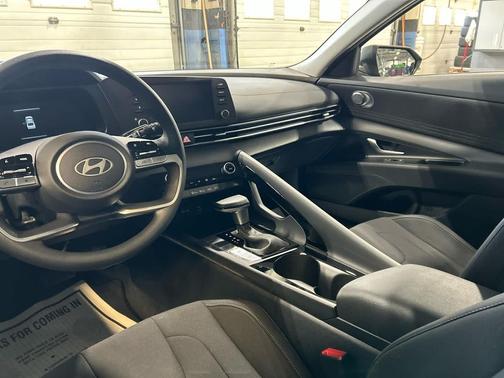 2026 Hyundai ELANTRA HEV Blue