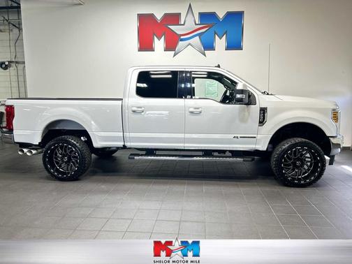 OXFORD WHITE 2019 Ford F-250 Lariat