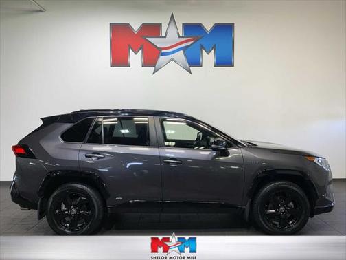 2019 Toyota RAV4 Hybrid SE