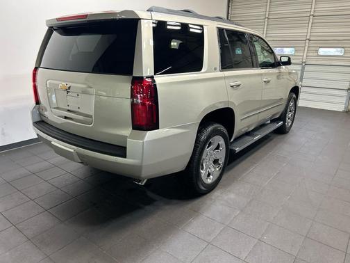 Champagne Silver Metallic 2017 Chevrolet Tahoe LT