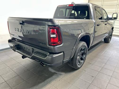 Granite Crystal Metallic Clearcoat 2026 RAM 1500 Big Horn/Lone Star