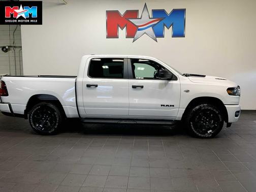 Bright White Clearcoat 2026 RAM 1500 Express