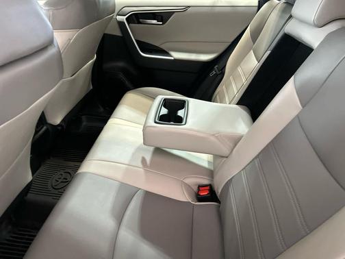 Lunar Rock 2023 Toyota RAV4 XLE Premium