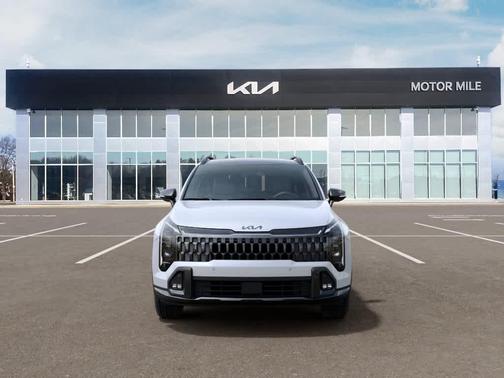GLACIAL WHITE 2026 Kia Sportage X-Line