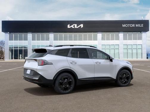 GLACIAL WHITE 2026 Kia Sportage X-Line