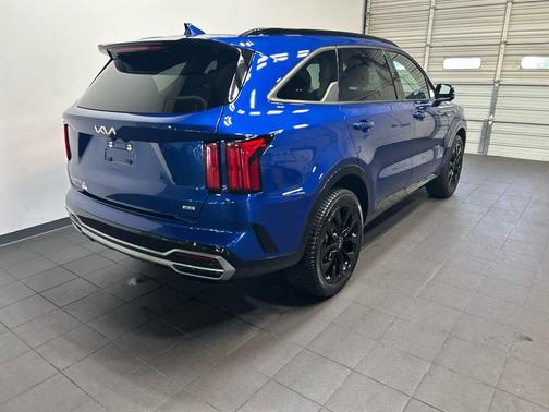 Sapphire Blue 2023 Kia Sorento SX