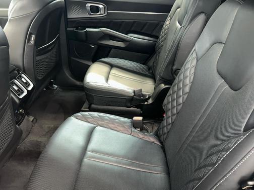 Sapphire Blue 2023 Kia Sorento SX