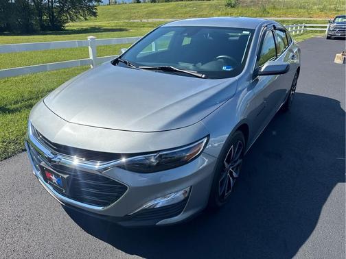Sterling Gray Metallic 2025 Chevrolet Malibu FWD RS