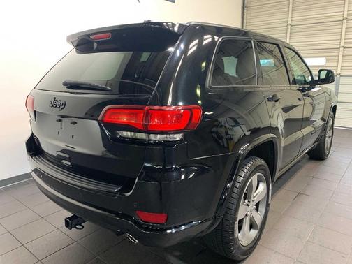 2017 Jeep Grand Cherokee Altitude