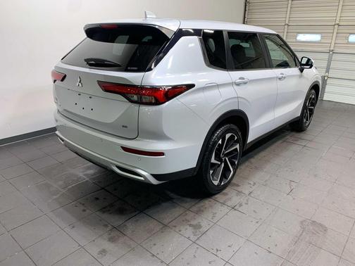 2023 Mitsubishi Outlander SE 2.5 S-AWC
