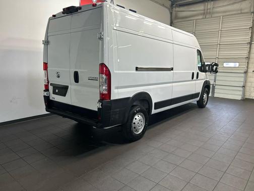 Bright White Clearcoat 2023 RAM ProMaster 2500 High Roof