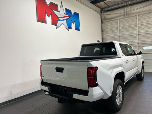 Ice Cap 2026 Toyota Tacoma SR5
