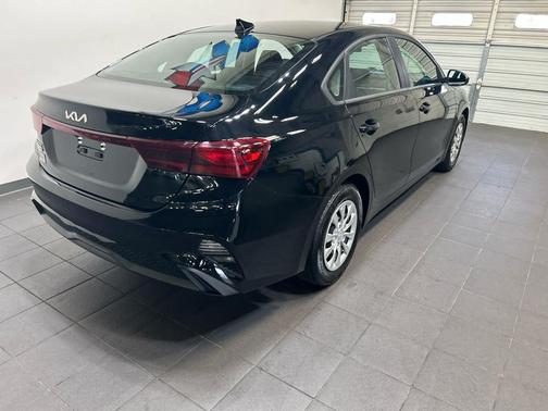 Aurora Black 2023 Kia Forte LX