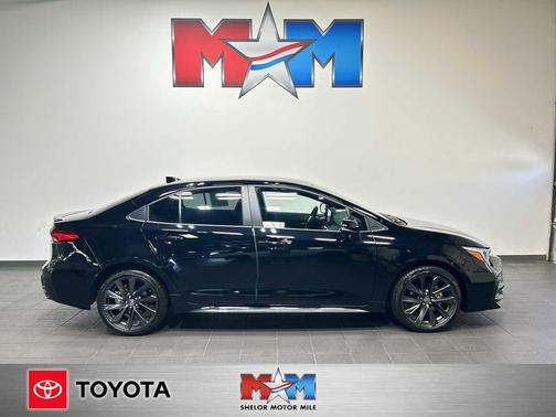 Midnight Black Metallic 2026 Toyota Corolla SE