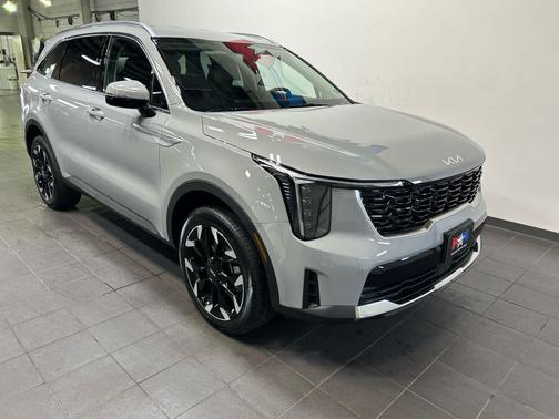 Wolf Gray 2026 Kia Sorento EX