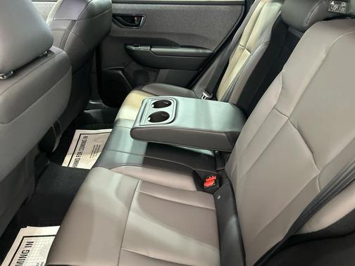 CRYSTAL WHITE 2026 Subaru Outback Premium